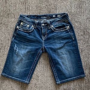 Miss Me Easy Bermuda shorts